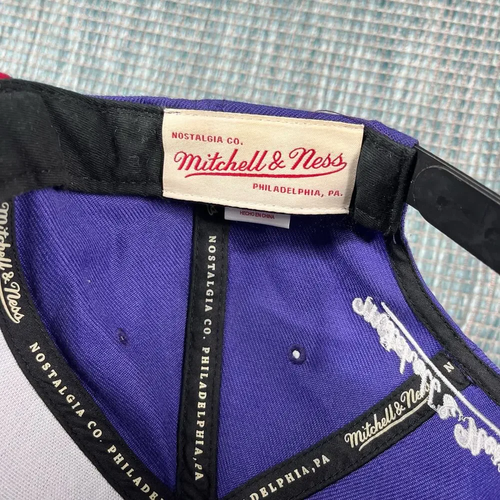 Mitchell & Ness item preowned
